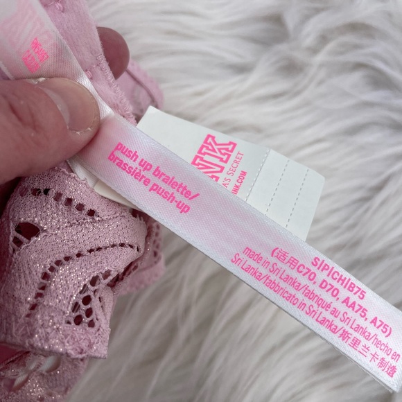 Victoria’s Secret push up lace bra - Picture 6 of 6